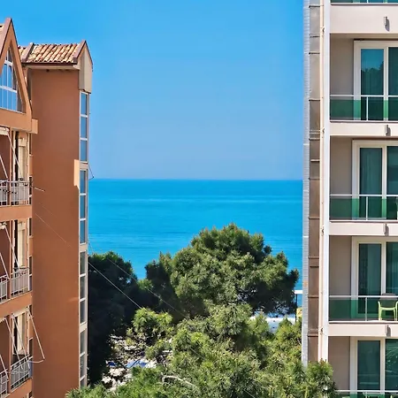 Apartment Costal Crown - Luxury 2br Seafront Golem (Tirana)